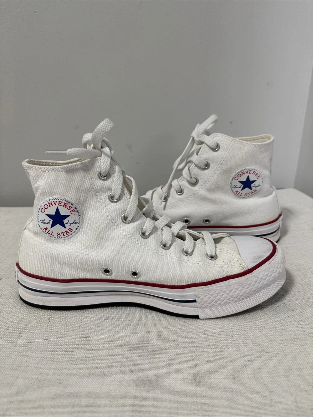 Converse girls big